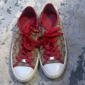 Size 7 coach sneakers